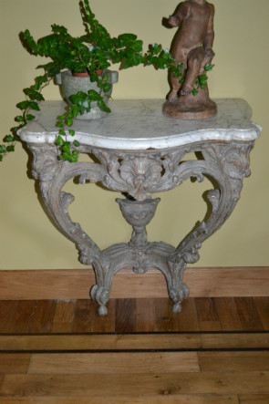 Louis XV console with white marble