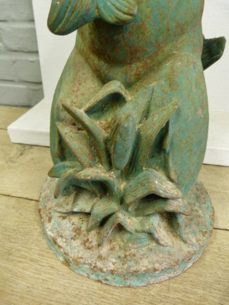 A cast iron garden fontein